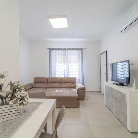 Apartment Relax Flatroom 22 *